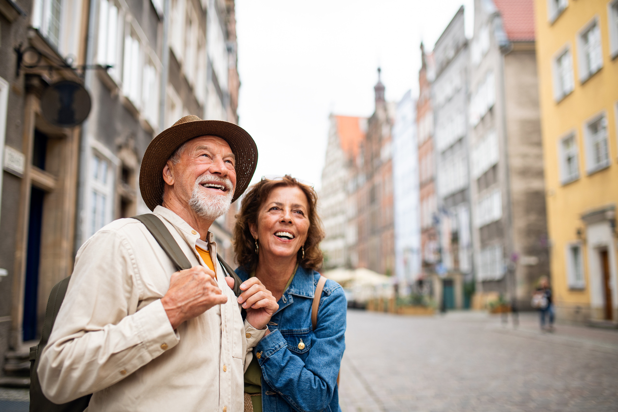 Top-rated guided tours for single seniors in Western Europe