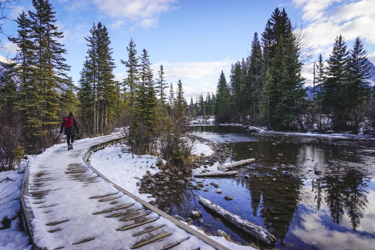 Canmore hikes awesome travelwiththesmile Scenic winter hikes in the Canmore area