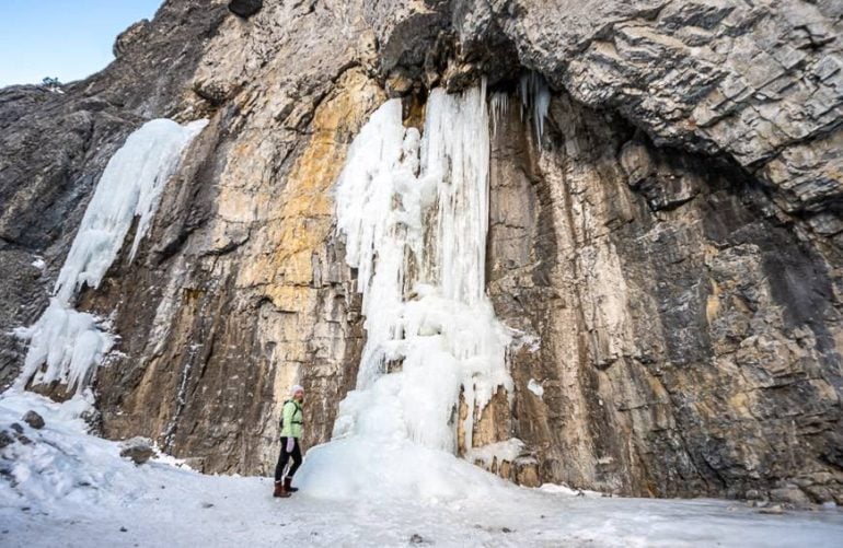Scenic winter hikes in the Canmore area