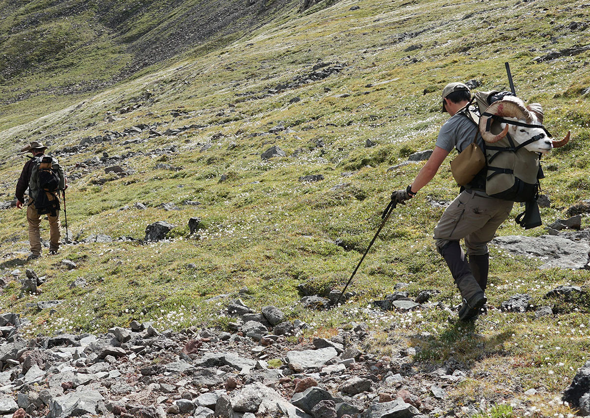 Last Hunt backpack deals and reviews